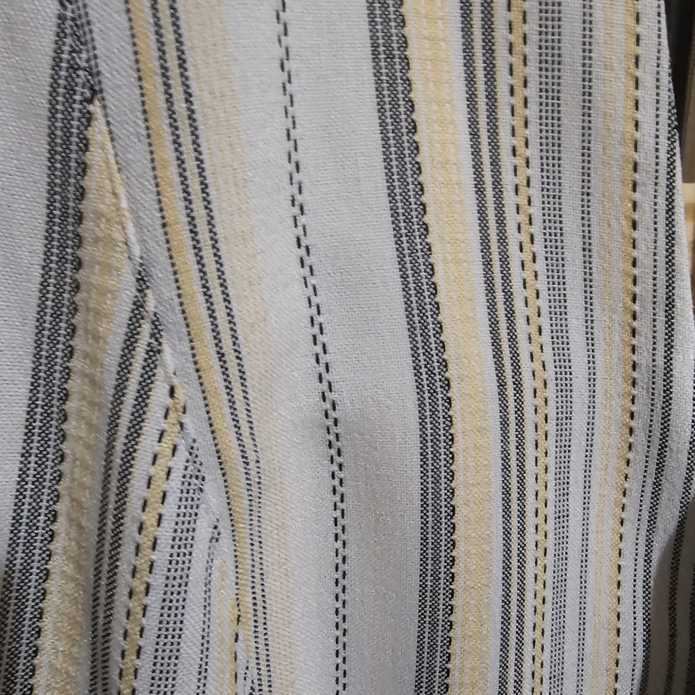 Elegant Striped Women's Blazer - Picture 9 of 10